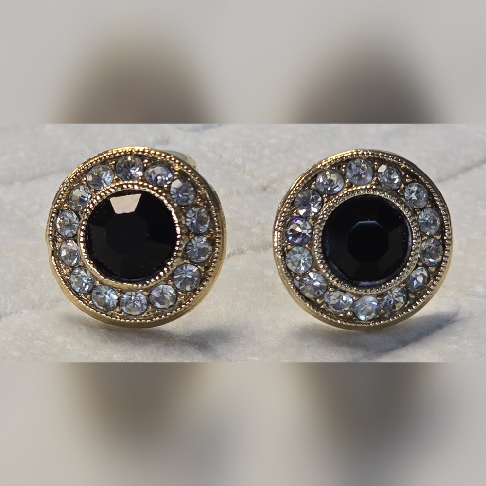 1928 Black Crystal Rhinestone Round Clip On Earrings